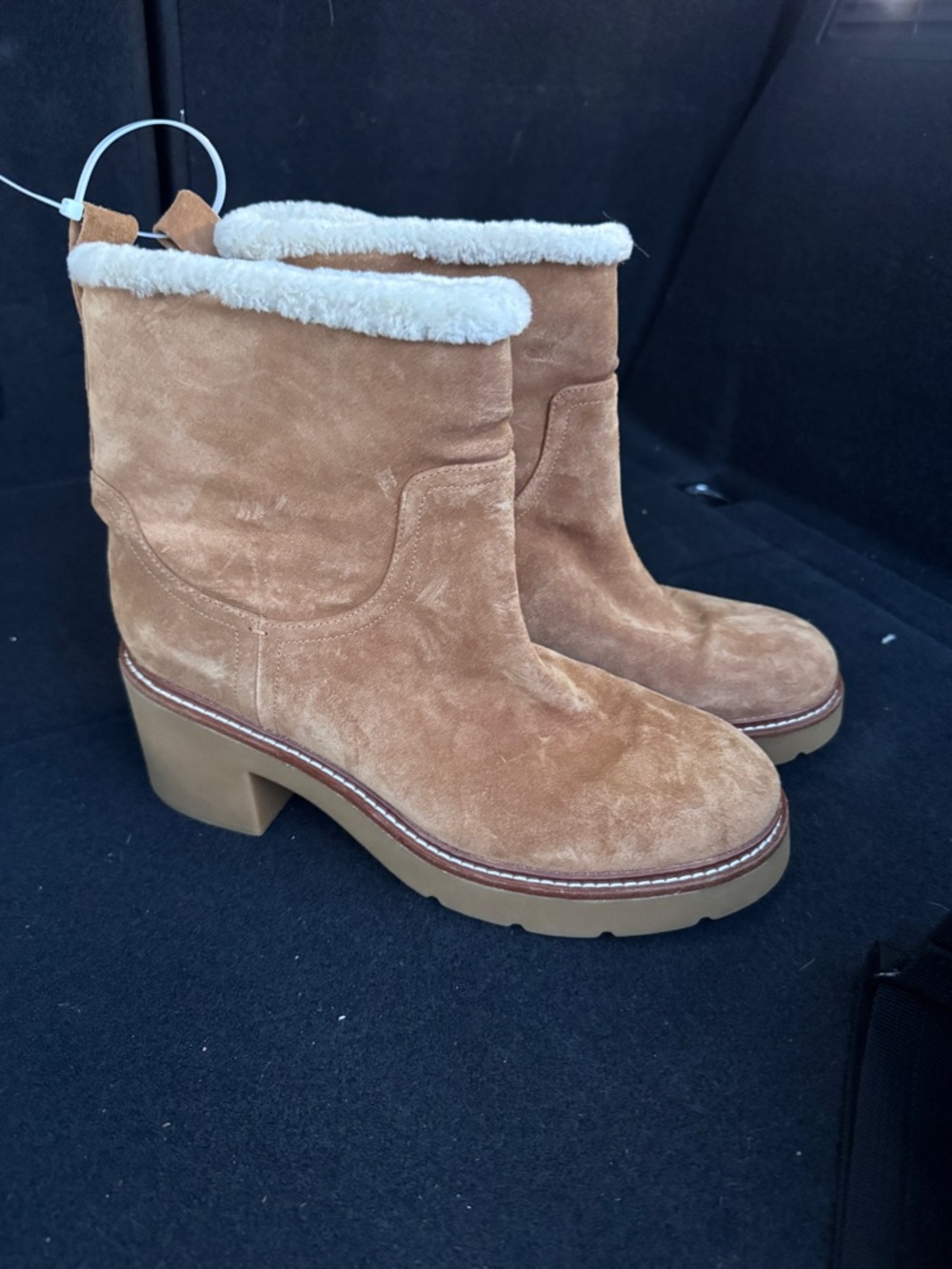 VINCE Redding Suede Shearling Ankle Boots 9.5/10* - Picture 2 of 8